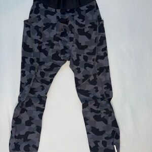 Men’s Lululemon Surge Tights Size Medium